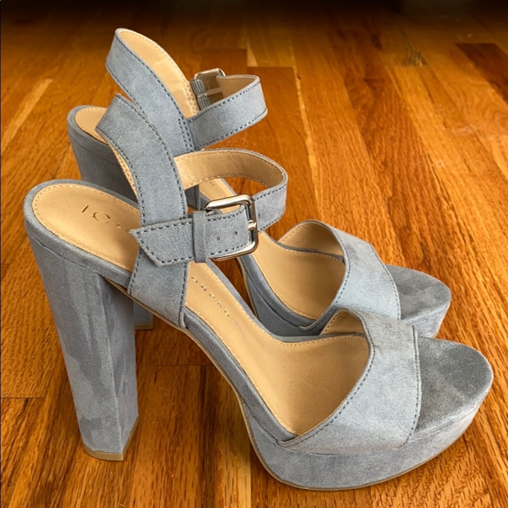 LC Lauren Conrad Periwinkle Platform Pumps